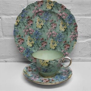 Shelley Fine Bone China in Ripon Shape, Melody Pattern Antique Tea Cup & Plates